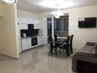 Апартаменты Most City Area De-Lux Apartment Днепр Апартаменты с 2 спальнями-27