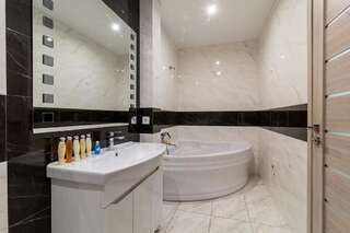 Апартаменты Most City Area De-Lux Apartment Днепр Апартаменты с 2 спальнями-59